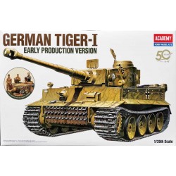 Academy_ Tiger I German (Early Production Version)_ 1/35