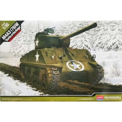 Academy_ Sherman M4A3 (76)W Battle of Bulge_ 1/35